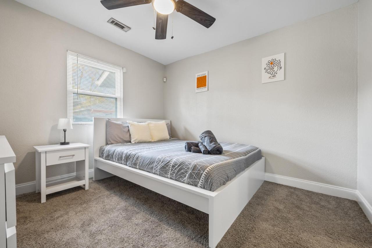 Cozy 2-Bedroom Retreat W/Wi-Fi & Keurig Coffee Атланта Экстерьер фото
